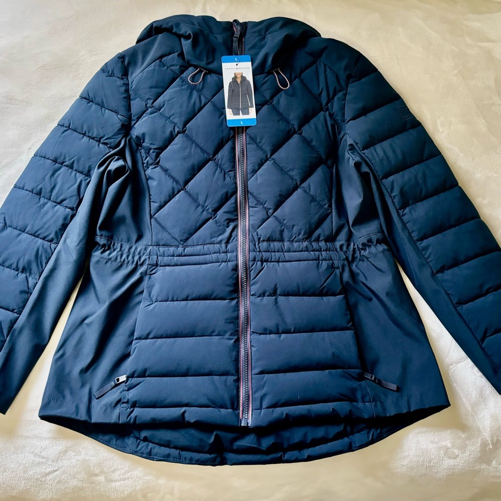 Tommy Hilfiger Women's Black Hooded Puffer Jacket